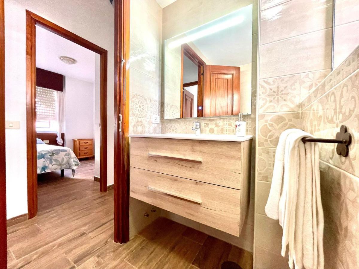 Urb. Palmeras Del Sur Con Piscina Appartement *